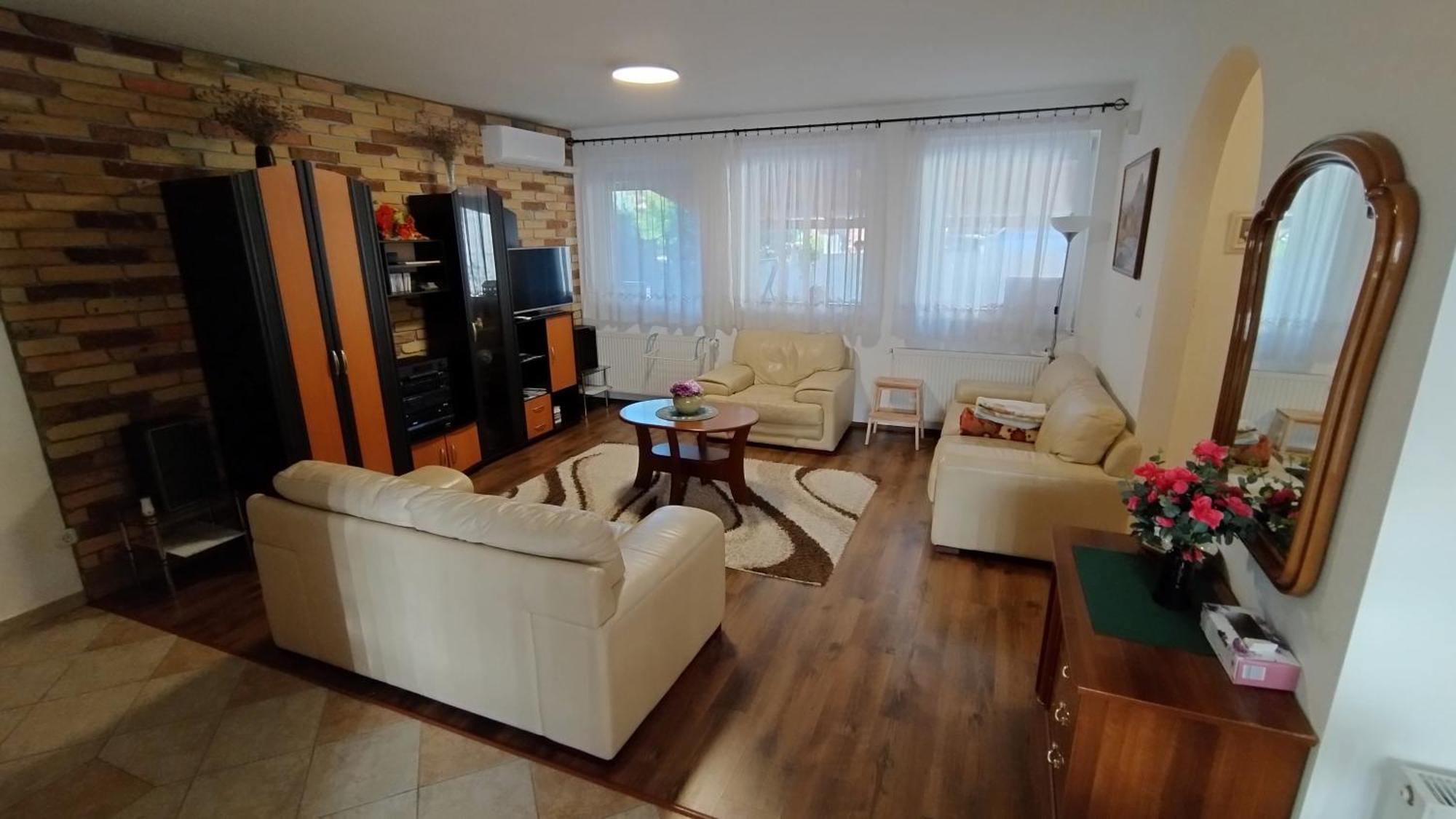 Agica Vendeghaz Villa Andornaktálya Exteriör bild